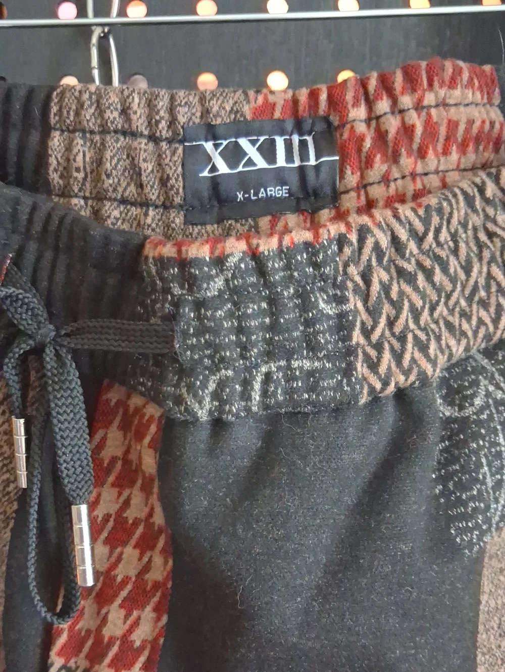 XXIII Men’s Black Soft pants with Brown and Rust Houndstooth Patterned Waistband